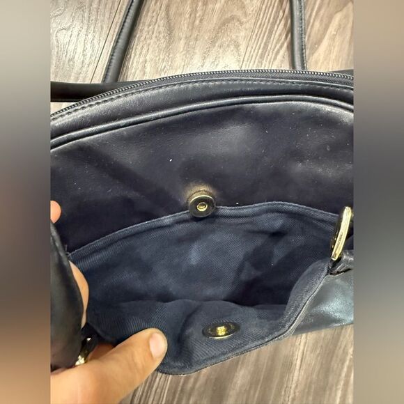 Etienne Aigner Vintage Leather Shoulder Bag Purse Black Navy - Picture 3 of 11